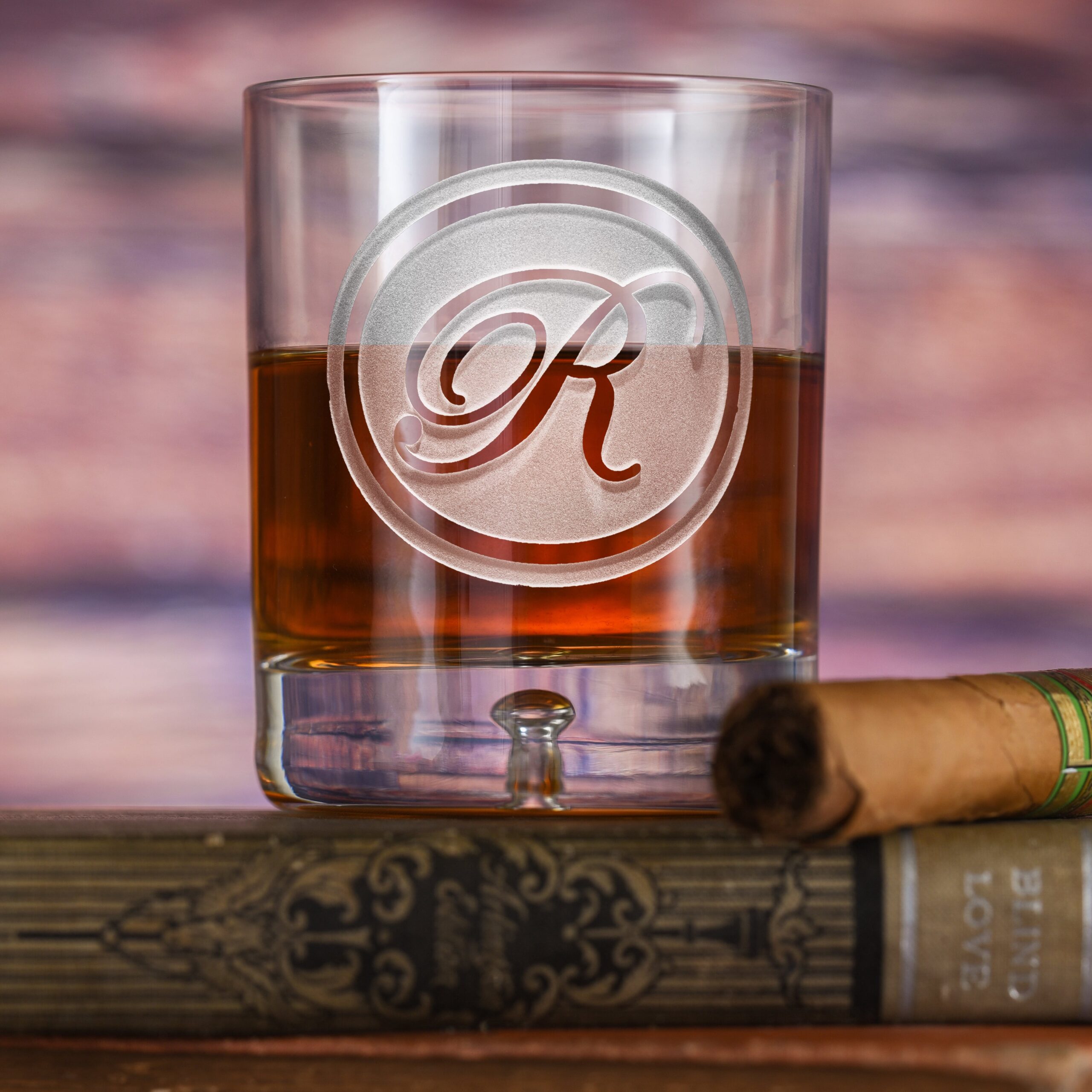🔹 limotti Crystal Whiskey Glass with Monogram – Personalized Engraved Tumbler